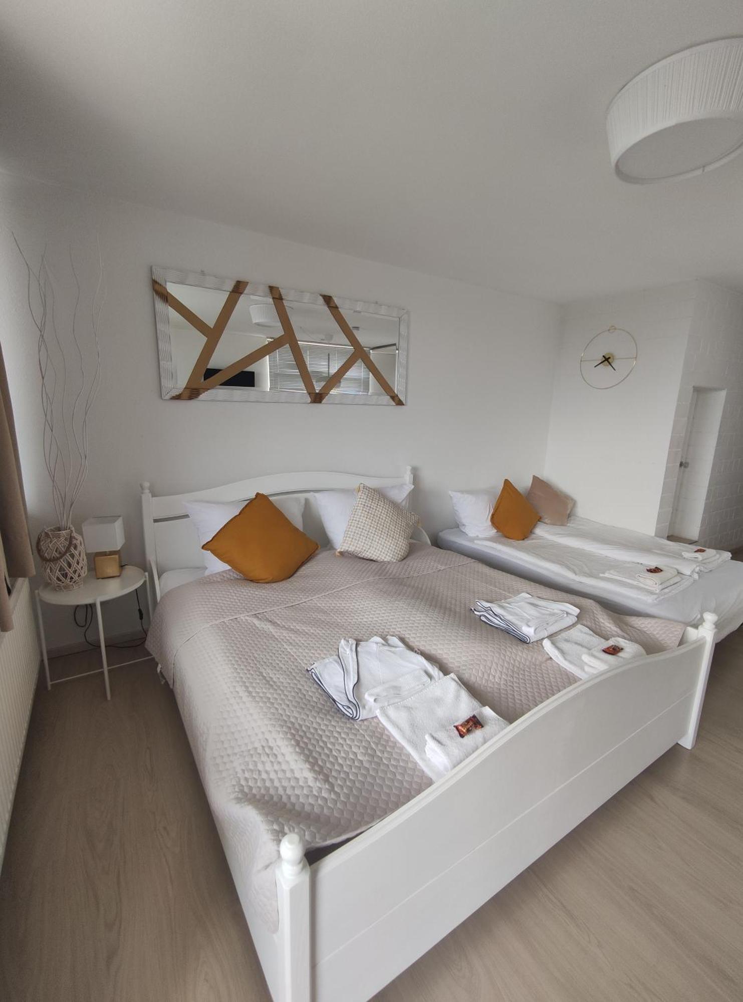 Pools, Sauna Und Balkon Mit Panoramablick Sankt Englmar Exterior photo